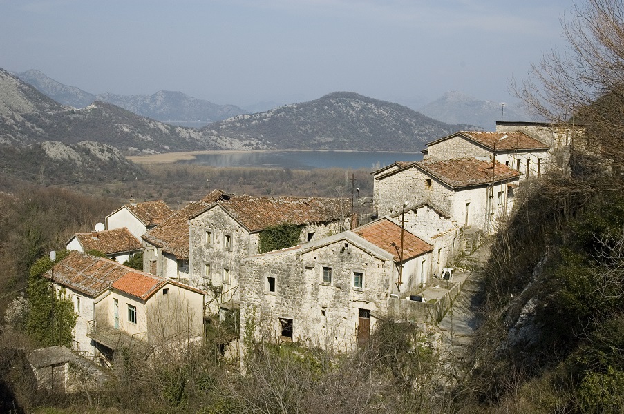 Zabes - Godinje